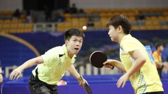 美巡主席莫 美巡主席莫