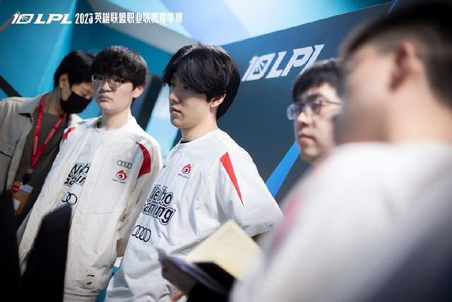 任在战术执 任在战术执